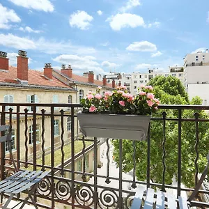 Aparthotel Yays Zola By Numa, Parigi
