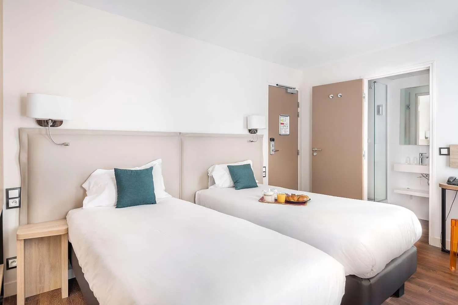 Hotel Courcelles Médéric Parigi