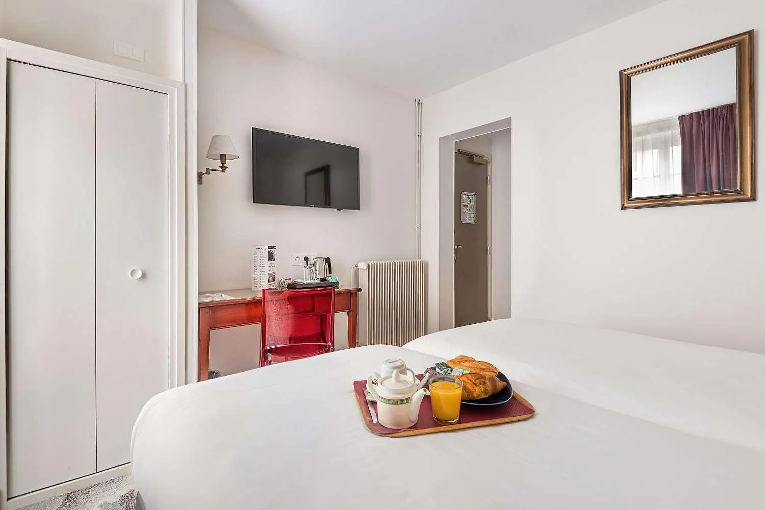 Hotel Courcelles Médéric Parigi