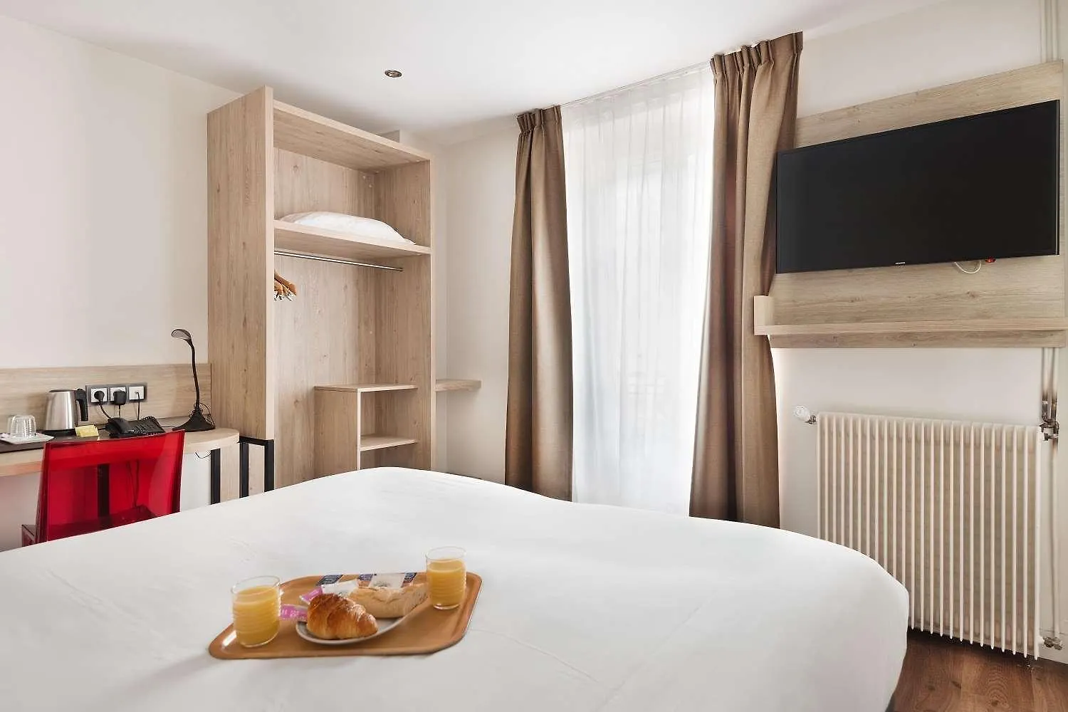 Hotel Courcelles Médéric Parigi