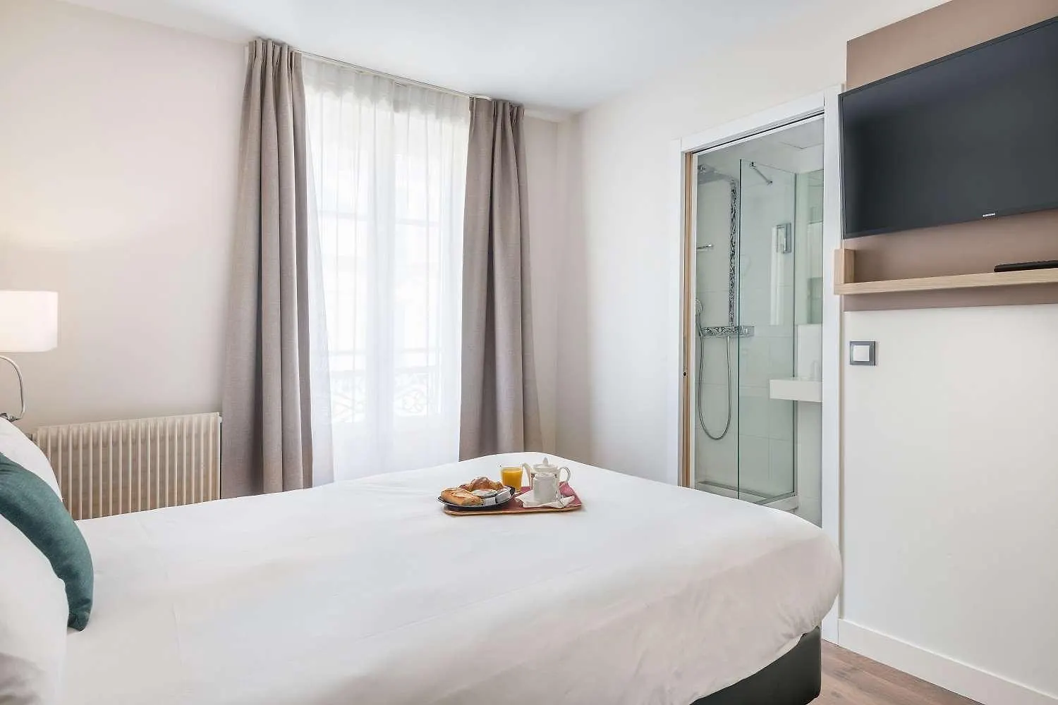 Hotel Courcelles Médéric Parigi