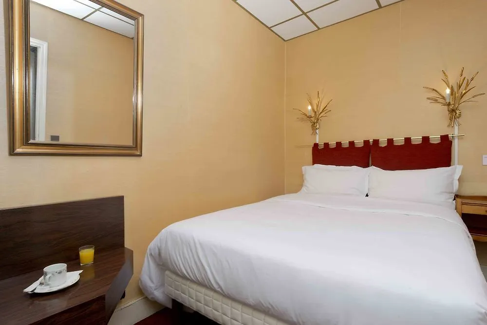 Hotel Courcelles Médéric Parigi