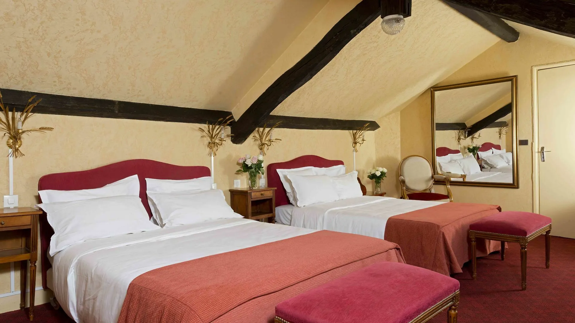 Hotel Courcelles Médéric Parigi Francia