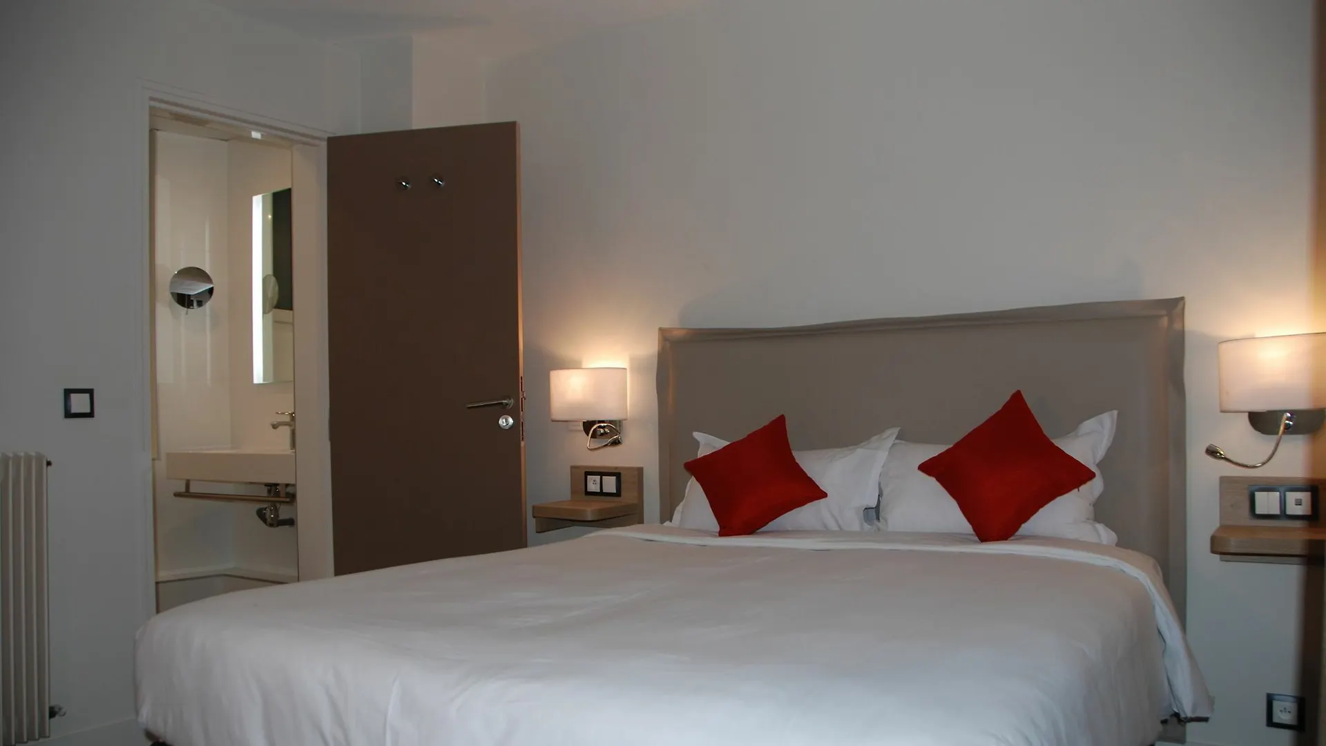 Hotel Courcelles Médéric Parigi Francia