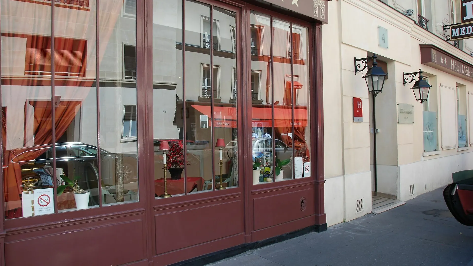Hotel Courcelles Médéric Parigi 3*,  Francia