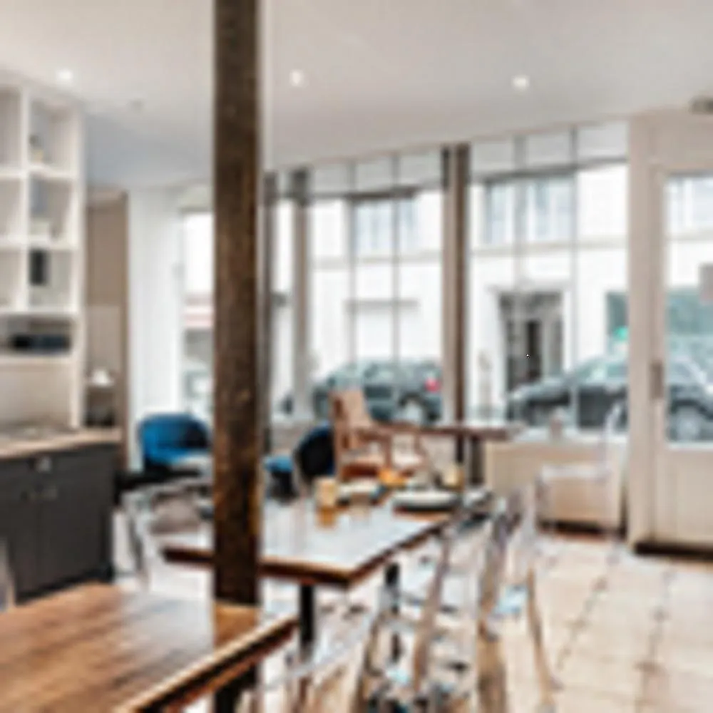 Courcelles Mederic Hotel Paris